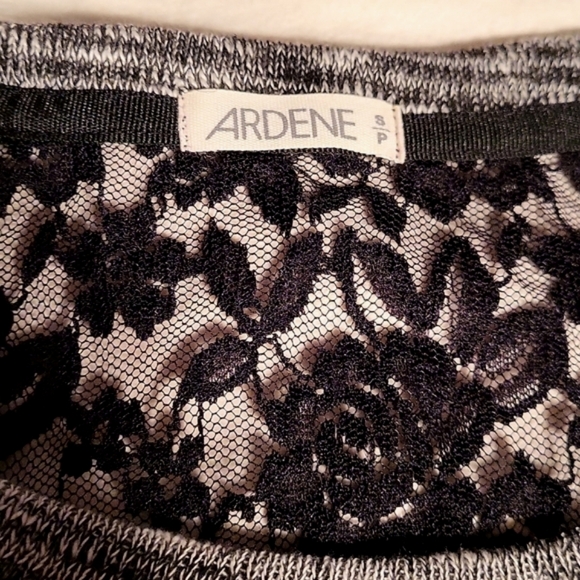 ARDENE Women's Black & White Long Sleeve Top with Lace Back Small NWOT - Picture 3 of 3